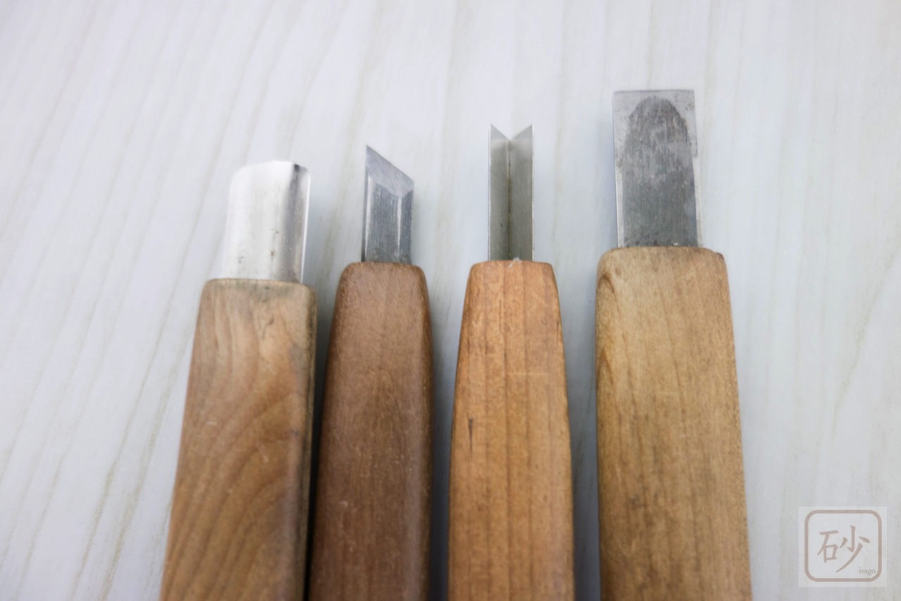 木彫りの彫刻刀４本