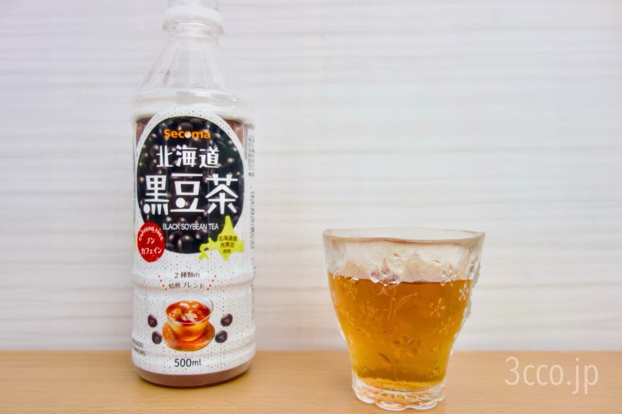 セイコーマート 北海道 黒豆茶を飲む