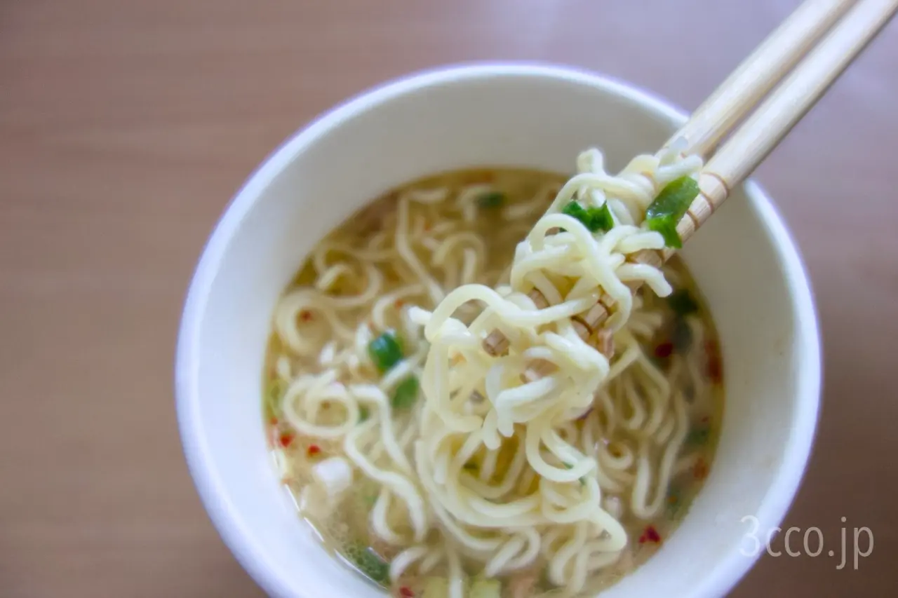 セイコーマートえびラーメン