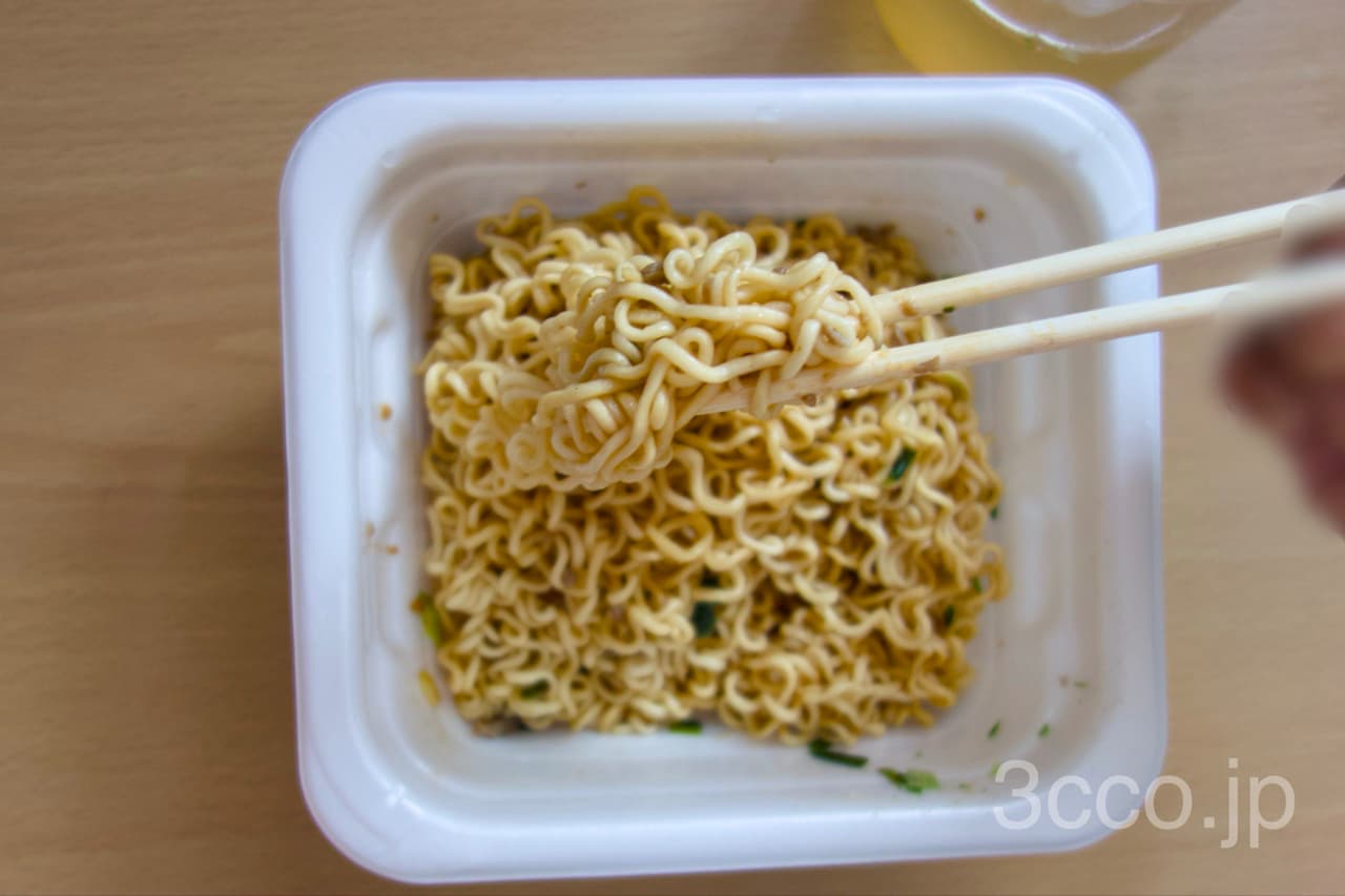画像 やきそば弁当北見焼肉味2025
