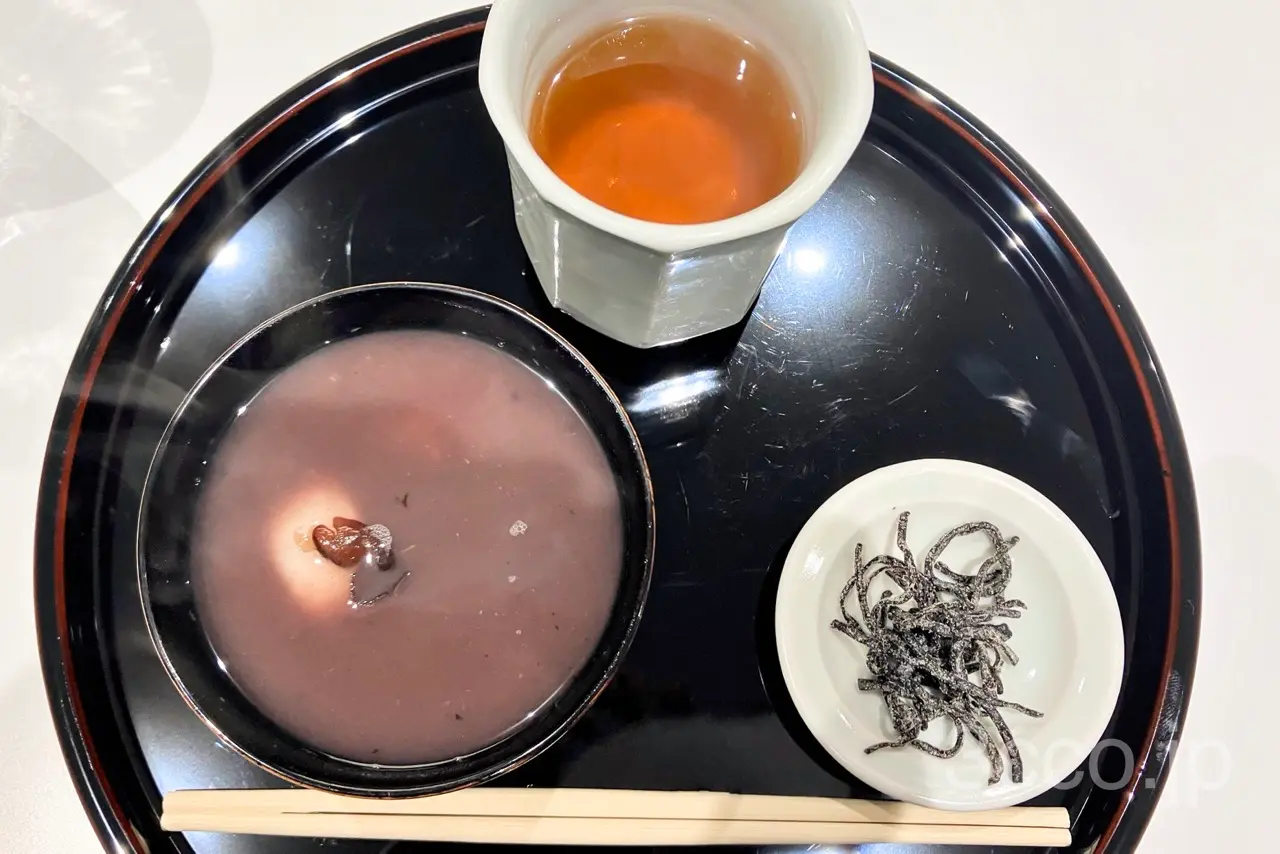 六花亭 喫茶室で「おしるこ」と「ぜんざい」の違いを知る