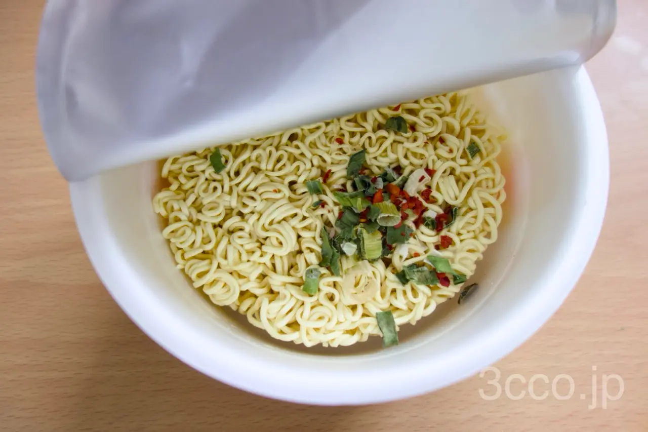 セコマカップラーメンかやく