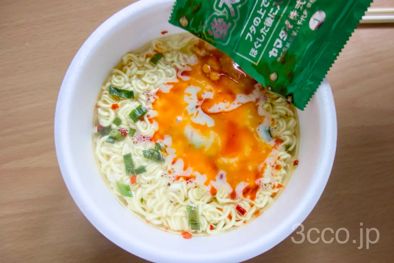 セコマカップラーメン液体スープ