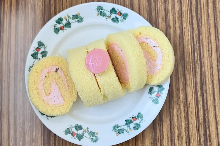 六花亭ロールケーキ5切れカット