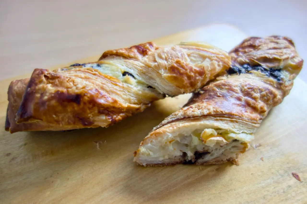 画像 セコマチョコカスタードパイの断面