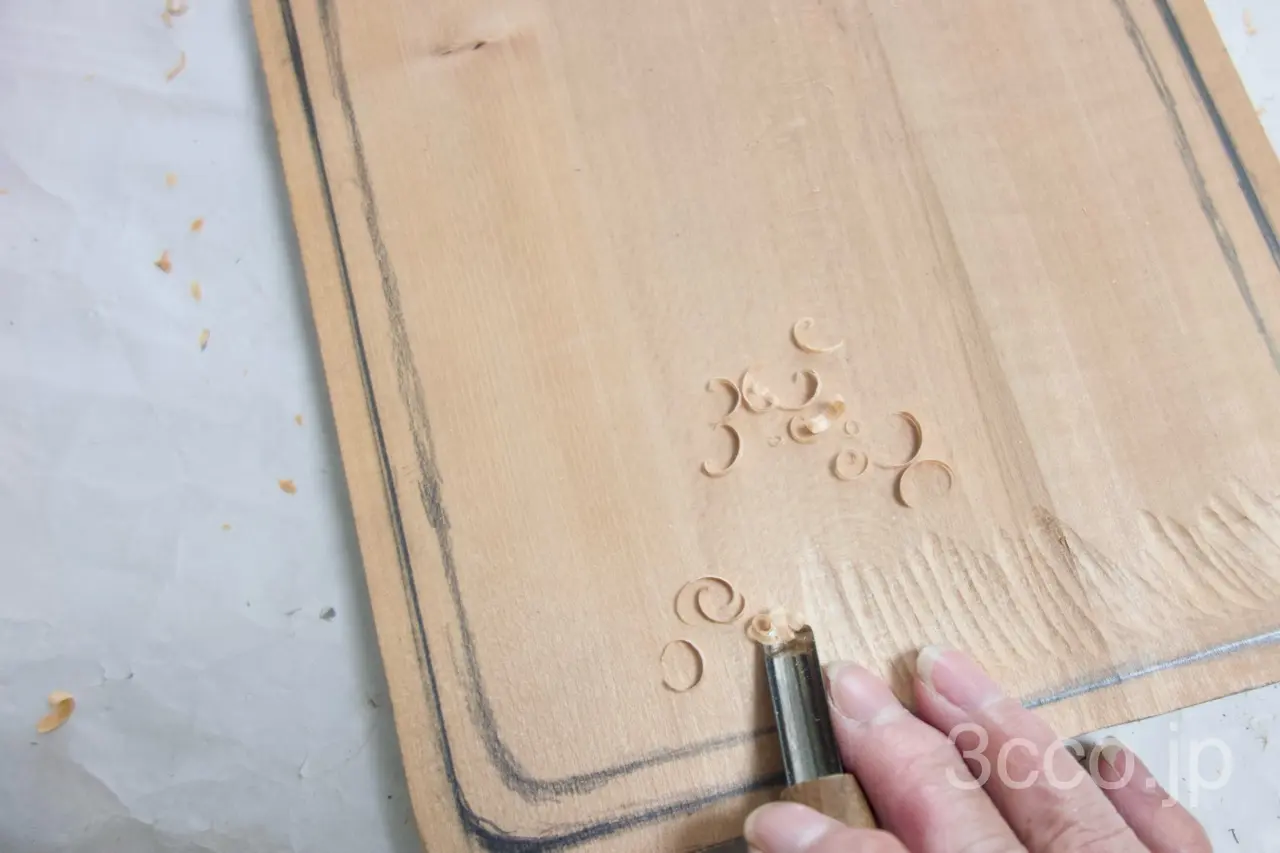 画像 手動で彫り下げ作業
