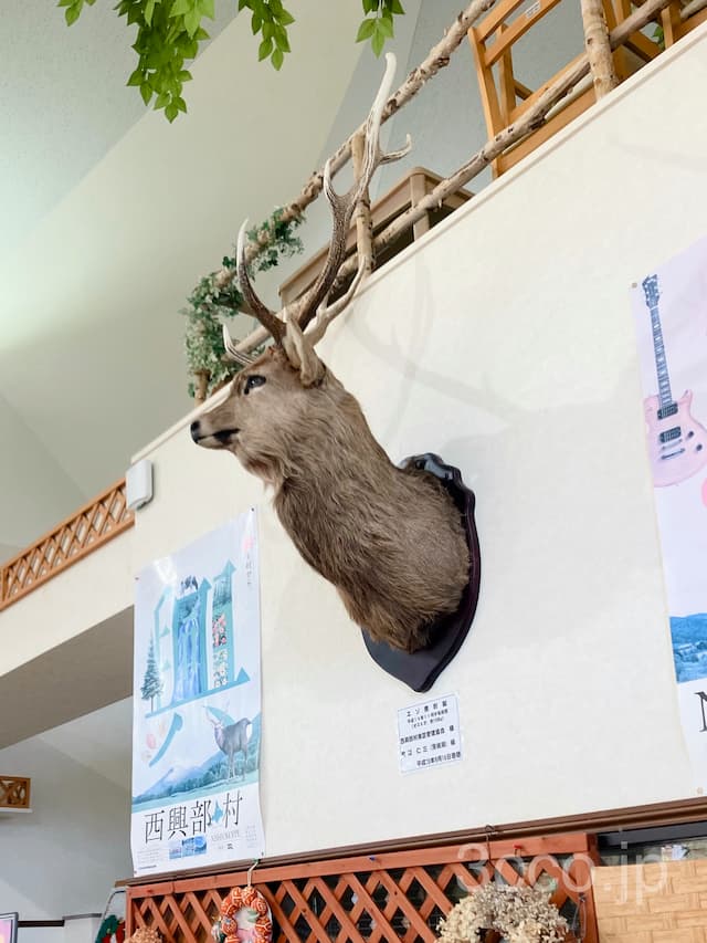 画像 えぞ鹿のオブジェ