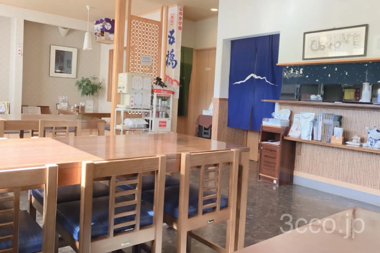 蕎麦屋店内